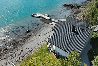 6 Personen Ferienhaus in ETNE