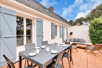 Apartment in Arzon mit beheiztem Pool
