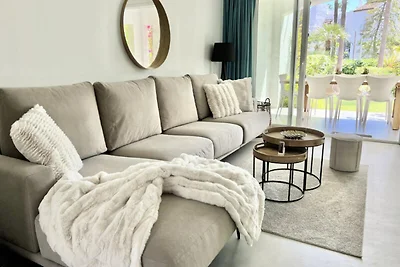 Haus in Estepona in Strandnähe und mit Pool