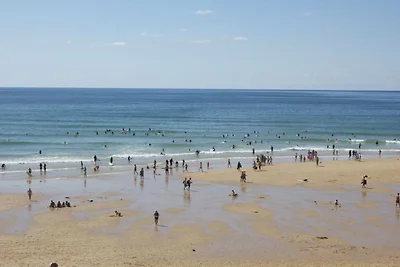 Marineblaue Residenz f�r drei Personen