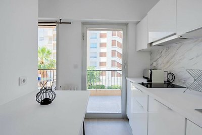 Prachtig appartement met balkon - 200m van he...