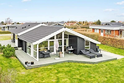 Maison de vacances pour 8 a Bogense-By Traum