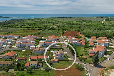 Villa in Vabriga with swimming pool