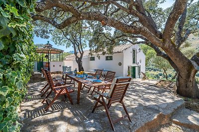 Charmantes Bauernhaus mit privatem Pool