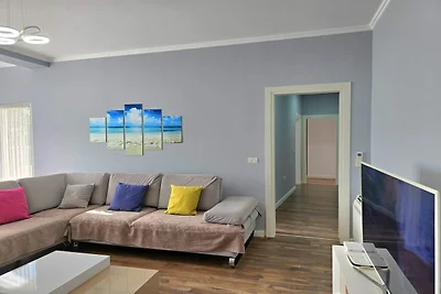 Appartement in Gjiri i Lalzit bij Strand