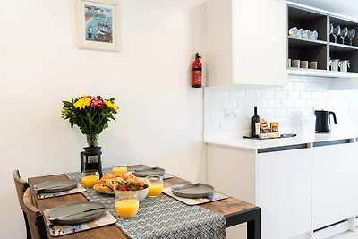 Ground-floor apartment in Polgooth, No...