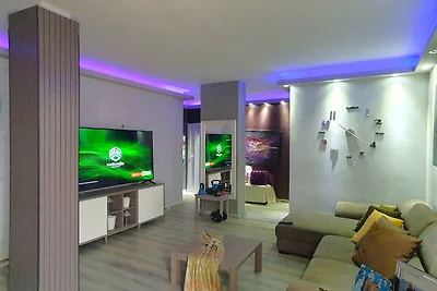Geräumige Wohnung in Luino mit Sprudelbad