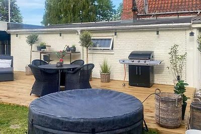 8 Personen Ferienhaus in Nakskov