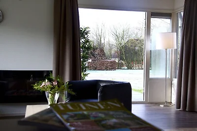 Bungalow in Hoge Hexel mit Schwimmbecken