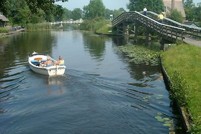 Stijlvolle rietgedekte villa met 2 badkamers ...