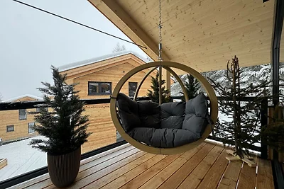 Superior Chalet with Sauna & Hot Tub