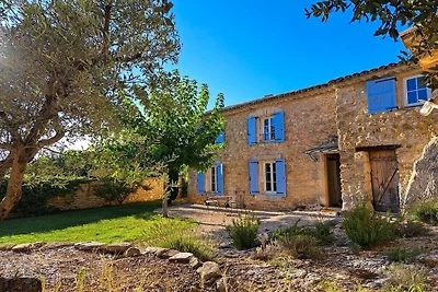 Ferienhaus in Bonnieux mit Schwimmbecken