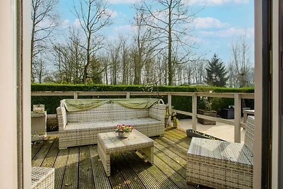 Chalet accogliente con comode terrazze a Hoek