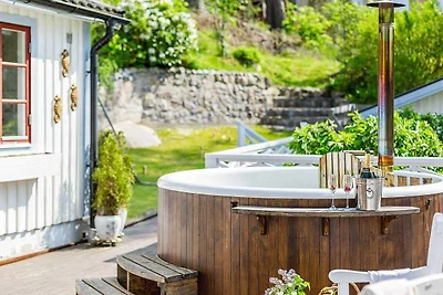 5 Sterne Ferienhaus in Ödsmål-By Traum