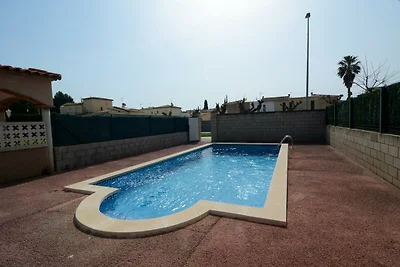 Ferienhaus in LEscala mit Swimmingpool