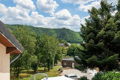 Gezellig vakantiehuis in Miremont met tuin