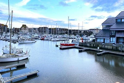 Appartamento a Deauville con vista sul porto...