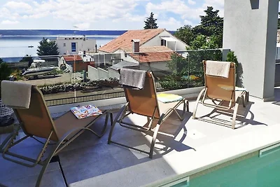 Ferienhaus SOLE in Maslenica mit Pool
