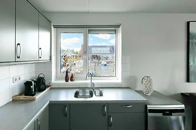 Bestes modernes Haus in der Nähe von Wasser
