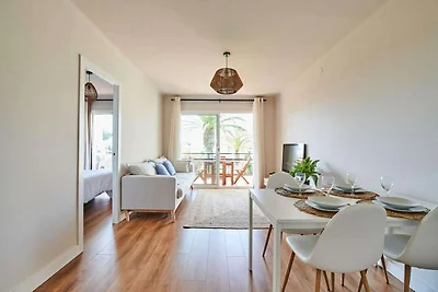 Apartment für 5 Personen mit Terrasse