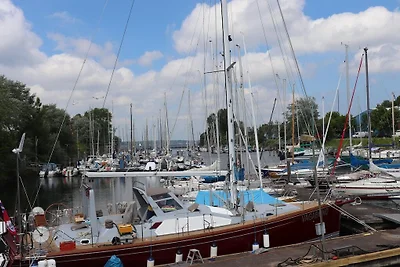 Hausboot Lina, Flensburg