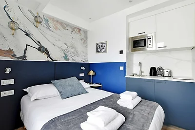 Ruhiger Kokon in der Nהhe von Montmartre