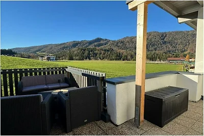 Lucy’s Studio Apartment