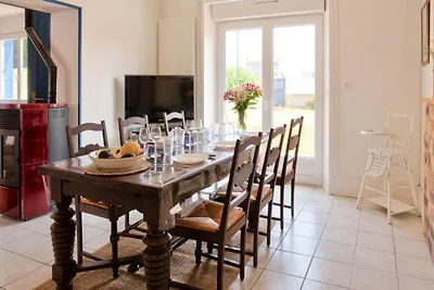 Haus in Penmarch in der Nähe des Strandes von...