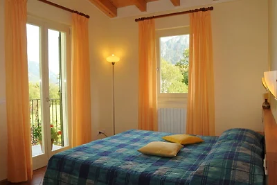 Schצne Wohnung in Idro mit Pool