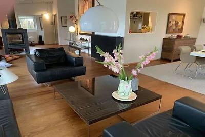 Villa in Bergenaanzee met zwembad