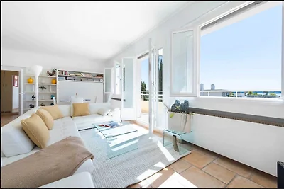 Penthouse mit Meerblick und klimatisiertem Po...