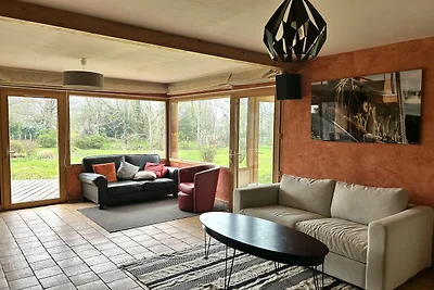 Haus mit 5 Schlafzimmern und 2 Bädern