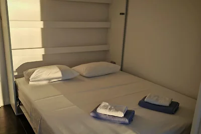 Green House - Two-Bedroom Apartment with Terr...