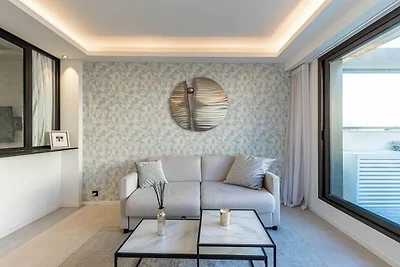 2-Zimmer-Wohnung im Herzen von Cannes + 20 m²...