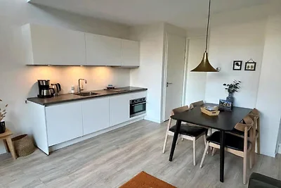 Schöne Lodge am Kirchplatz gelegen.