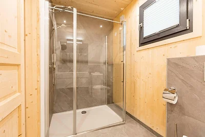 Ruim appartement met zwembad