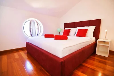 Appartamento a Murter con piscina