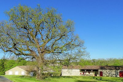 Freistehendes Einfamilienhaus mit Garten