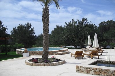 Spaziosa villa alle Isole Baleari con piscina