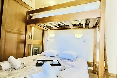 Appartamento a Val Claret con vista sul lago