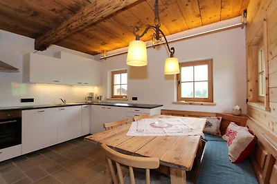 Chalet an der Skipiste in St. Johann in Tirol