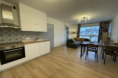 Helles urbanes Refugium mit Balkon