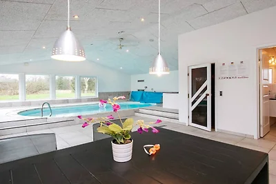15 Personen Ferienhaus in Hals-By Traum