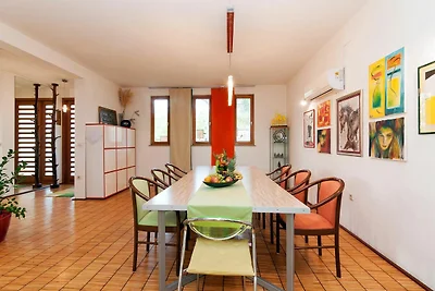Villa in Rovanjska mit Pool