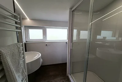 Panorama Cottage 4