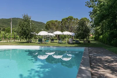 Autentico agriturismo con piscina