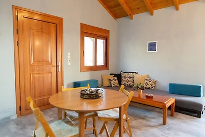 Villa mit Blick auf Tigani in Mani