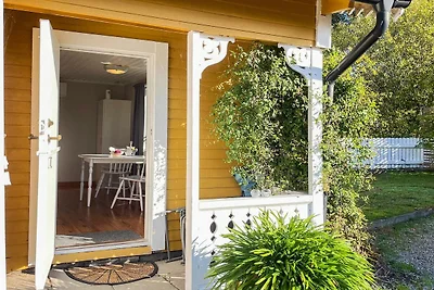 2 Personen Ferienhaus in Ronneby-By Traum