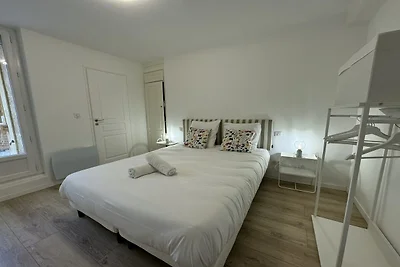Wohnung in Le Mans mit privater Terrasse