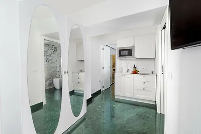 Appartamento vicino Piazzetta di Capri